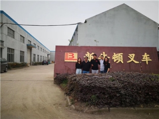 購買電動叉車的關鍵是了解電動叉車的定義！