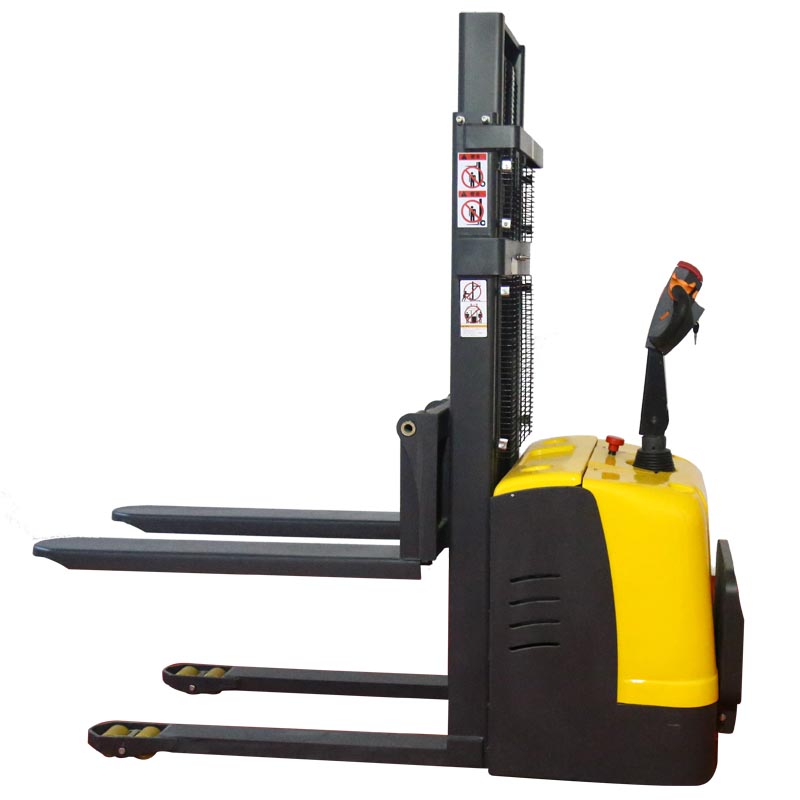 前移式電動(dòng)堆高車廠商：堆高車腐蝕的因素