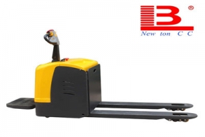 炎熱的夏日如何檢修全電動搬運車？