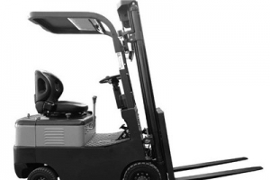 夏秋換季全自動電動叉車如何保養(yǎng)？