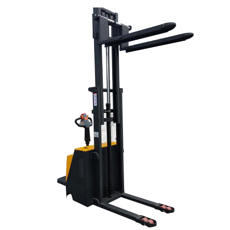 全電動叉車生產(chǎn)廠家：鋰電池VS 鉛酸電池