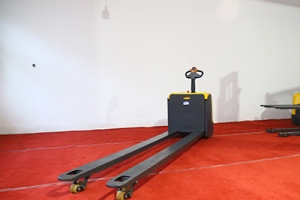 搬運叉車廠家為您介紹新一代電動液壓搬運車的特點