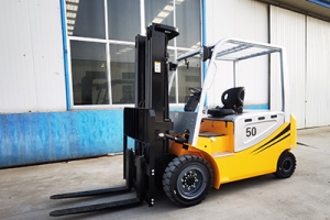 電動(dòng)叉車機(jī)械式轉(zhuǎn)向系統(tǒng)的裝配與調(diào)整