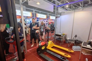 想買到性價比高的手動液壓搬運車？看這篇就夠了！