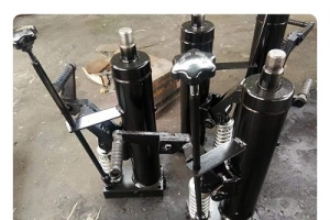 手動堆高車漏油？自己動手換油封！