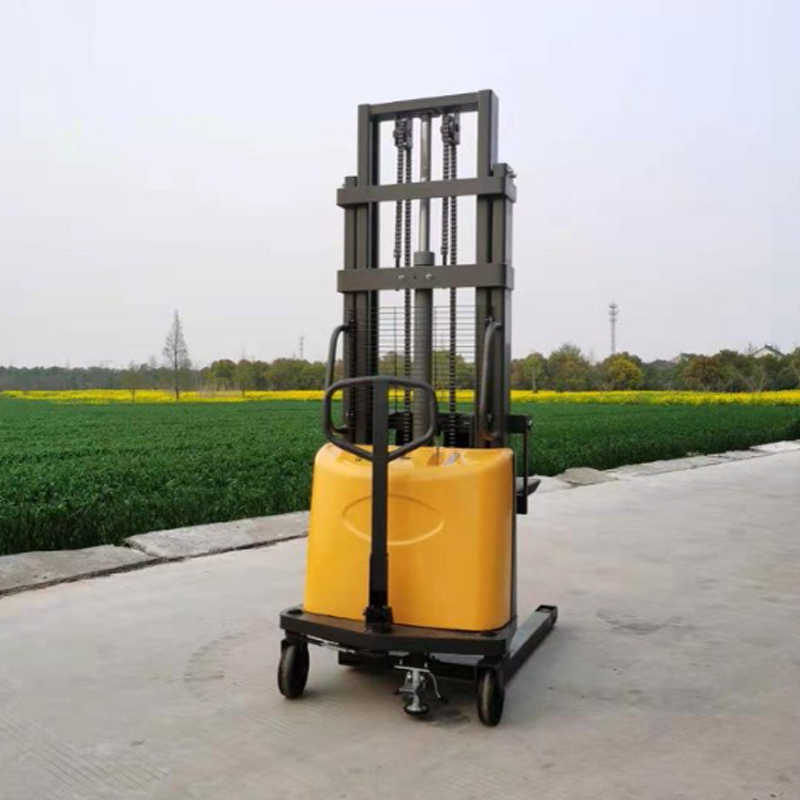 半電動堆高車多少錢一臺？2026年價格更新