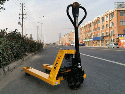 倉庫搬運解決方案 力薦新牛盾搬運車