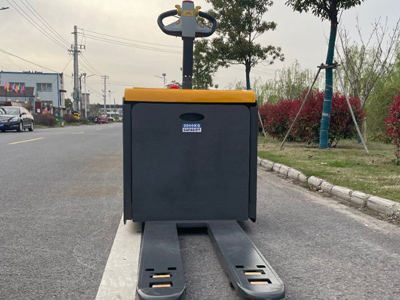 搬運車操作要求規范