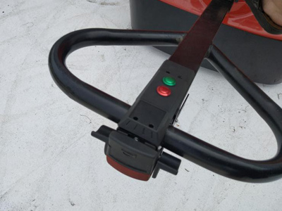 電動堆高車細節(jié)