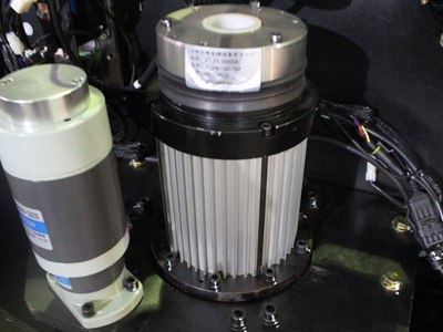 雙托盤堆高車油缸