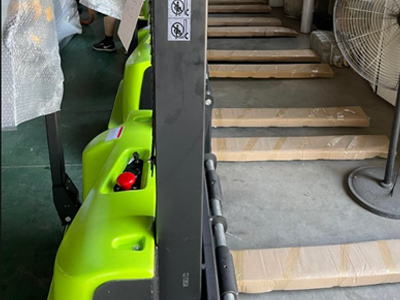 工廠重載神器！就是5噸大噸位電動堆高車