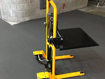 手動(dòng)液壓搬運(yùn)車(chē)