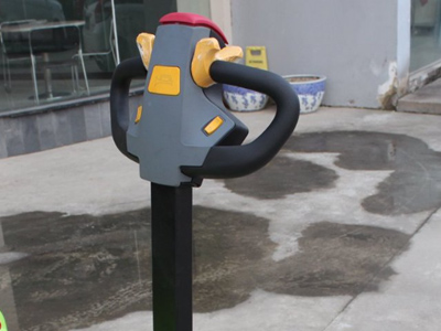 電動驅(qū)動按鈕