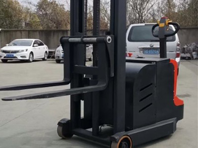 無月臺(tái)專用堆高車